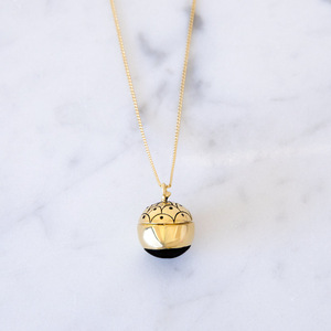 Gifts Anniversary Him: 5 Thoughtful Milestone Picks