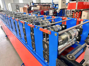 Machine de gouttière en métal Produit chaud Machines de gouttière de style K sans couture de bonne qualité et machine de formage de rouleaux - Product Image 5