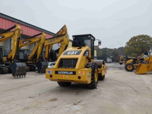 Rodillo Compactador de Neumáticos CAT/Caterpillar CS683E Usado con Bomba, Componentes Principales CS683/E en Venta - Product Image 4