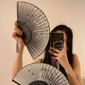 Abanicos Plegables al por Mayor Estilo Antiguo con Pintura a Tinta, Pequeños, Ideales para Danza y Accesorios de Fotografía - Product Image 5