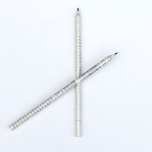 Lápices Estándar Económicos de Alta Calidad Hechos con Papel Periódico Reciclado y Ecológico - Product Image 2