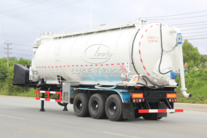 Remolque Cisterna de Succión de Cenizas al Vacío de Tres Ejes y 35 Metros Cúbicos, Camión de Transporte con Descarga Neumática de Alta Carga - Product Image 4