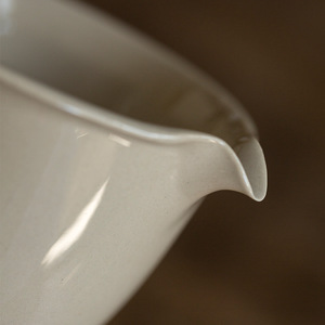 Tasse de partage en céramique émaillée style rétro chinois, en bois de frêne, pour la préparation et la distribution du thé, idéale pour la maison et le thé de l'après-midi - Product Image 3