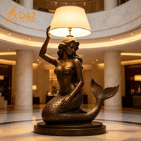 Lampe de sol en bronze personnalisée D&Z Art Group, sculpture artistique, éclairage pour la décoration de hôtels et villas de luxe