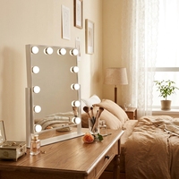 Miroir cosmétique de bureau à une face, carré, avec cadre en métal chromé, éclairé par LED