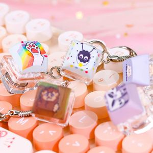 Porte-clés LED en acrylique personnalisé avec interrupteurs de clavier, conception de logo DIY, impression en typographie imperméable et ignifuge - Product Image 1