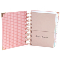 Échantillon Gratuit : Carnet de Planification Personnalisé avec Impression, Journal à Couverture Dorée, Reliure Spirale Robuste à Double Anneau, Coins Arrondis
