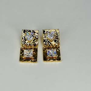 Pendientes de Moda con Baño de Oro PVD, Acero Inoxidable 316L, Joyería Sostenible y Resistente - Product Image 1