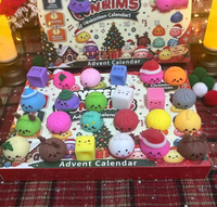 Kalender Advent Natal Squishy 2026 24 Hari Mainan Blind Box Bentuk Pangsit Slow Rising Penghilang Stres Kawaii TPR Koleksi Grosir