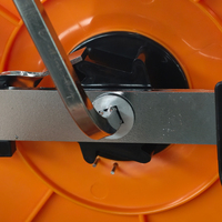 Elektrische afrasteringsrol met sterk frameontwerp, eenvoudige afrasteringsverplaatsing, rotatiebestendige weidebeheerapparatuur