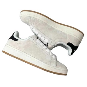 Baskets basses classiques en daim respirant à lacets, style rétro, pour hommes et femmes, confortables, semelle en caoutchouc, blanches et noires - Product Image 4