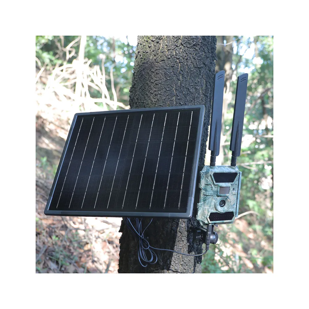 Chargeur de panneau solaire sunpower portable 16W pour caméra de camping 12V 1A batterie 18000mAh intégrée panneau solaire de stock