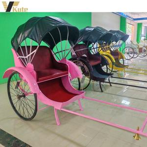 Rickshaw vintage tiré à la main, chariot de transport de passagers rétro à pédale pour la visite des quartiers anciens et la photographie - Product Image 6