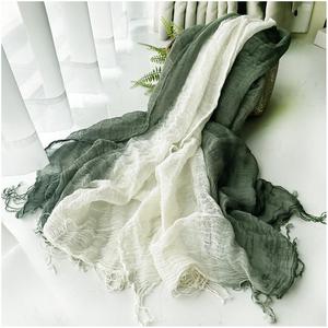 Sciarpa da donna in lino con stampa Art Déco unica, di tendenza 2026, per esterni, stile  "Hyperbole ", delicata e di buona qualità - Product Image 6