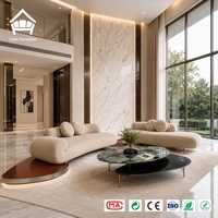 Canapé d'angle de luxe en cuir crème, canapé incurvé en bouclette avec chaise longue intégrée, éclairage LED, personnalisation haut de gamme, mobilier pour villa et manoir