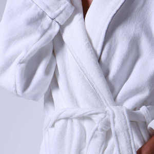 Albornoz de Lujo Personalizado con Logotipo, al por Mayor, Blanco, Tipo Waffle, 100% Algodón, Tejido de Doble Cara, Bordado, para Spa y Hotel, de Felpa - Product Image 3