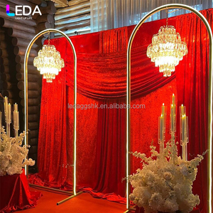 ฉากหลังงานแต่งงานแบบโค้งเหล็ก LED สีทอง ปรับแต่งได้สำหรับงานอีเว้นท์ในร่ม ยี่ห้อ LEDA - Product Image 4