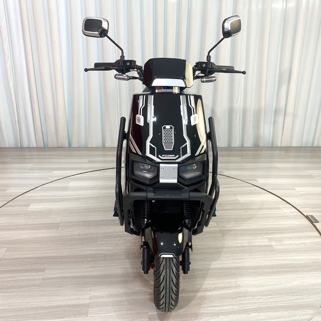 1500W 2000W Electric with 72V 20AH /32AH Lead Acid Battery Max Speed 45km/h Two Wheels Long Range Electric Scooter on Road