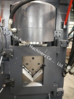 Machine de poinçonnage et de cisaillement CNC pour modèle d'angle JNC1010 Poinçonnage et cisaillement d'angle CNC