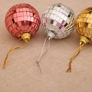 Bola colgante de Navidad de 4cm, venta al por mayor, Bola de discoteca, espejo de cristal, decoraciones para árboles de Navidad, fiesta, Bar, KTV, adornos de discoteca, accesorios de Navidad - Product Image 4