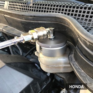 Một người đàn ông phanh bleeder Kit chủ xi lanh bleeder Kit - Product Image 2