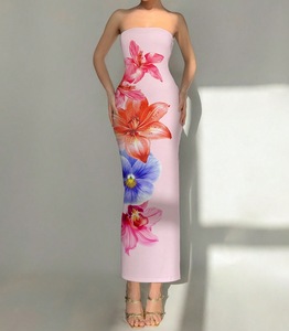 Nouvelles robes midi pour femmes, coupe classique, taille naturelle, épaules dénudées, sans bretelles, avec imprimé floral color-block - élégantes et tendance - Product Image 5