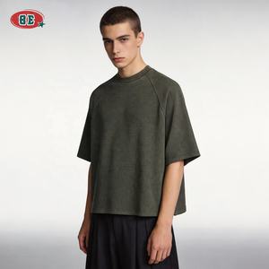 T-shirts épais 235 GSM en gros, tricot gaufré, coupe ample vintage, logo brodé sportif, fabricant de t-shirts de haute qualité - Product Image 2