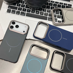 Nouveau modèle Golden armor PC couvre pour <span class=keywords><strong>iphone</strong></span> 17air Ultra-mince peau magnétique sentir mat cadre en métal <span class=keywords><strong>coque</strong></span> dure pour <span class=keywords><strong>iphone</strong></span> 17 16 15 - Product Image 3