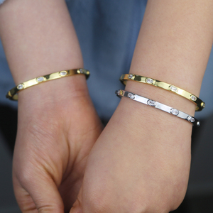 Cao đánh bóng hình bầu dục CZ Bangle Vòng đeo tay cho phụ nữ cô gái 5A Cubic Zirconia Thời Trang <span class=keywords><strong>Parry</strong></span> đồ trang sức - Product Image 4