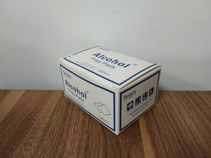 Venta al por Mayor de 100 Toallitas de Algodón 100% Puro con <span class=keywords><strong>Alcohol</strong></span>, Envueltas Individualmente, con 75% de <span class=keywords><strong>Etanol</strong></span> para Uso Diario - Product Image 3