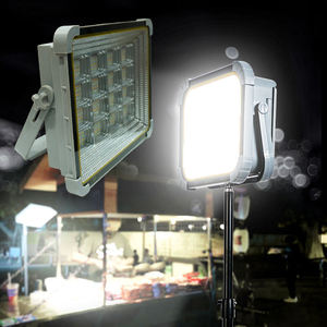 <span class=keywords><strong>Projecteur</strong></span> <span class=keywords><strong>Solaire</strong></span> <span class=keywords><strong>LED</strong></span> Portable 300W du Fabricant Chinois, en ABS, IP66, en Stock, Lampe d'Urgence Extérieure Portative Certifiée CE pour Jardin et Randonnée - Product Image 6