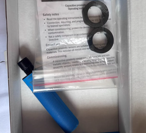 <span class=keywords><strong>CM18</strong></span>-08BPP-EW1 <span class=keywords><strong>CM18</strong></span>-08BPP-EC1 <span class=keywords><strong>CM18</strong></span>-08BPP-KW1 Thương hiệu Mới ban đầu cảm biến tiệm cận điện dung có Cổ Phiếu - Product Image 4