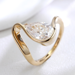 2.5ct phụ nữ của đám cưới moissanite Nhẫn Solitaire Lê cắt trắng nửa <span class=keywords><strong>bezel</strong></span> thiết lập 10k Vàng Vàng Nhẫn đính hôn - Product Image 3