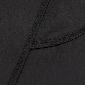 Tablier de <span class=keywords><strong>coiffeur</strong></span> de salon de coiffure avec logo personnalisé en gros avec poche et cordes réglables <span class=keywords><strong>Cape</strong></span> de <span class=keywords><strong>coiffeur</strong></span> de marque privée - Product Image 5