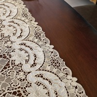 Nappe rectangulaire en polyester brodée de dentelle beige et champagne, chemin de table ajouré pour événements de restauration