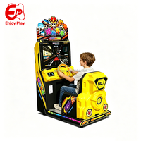 Machine de jeu d'arcade à faible consommation d'énergie, panneau acrylique résistant à l'usure, cabinet commercial pour divertissement de course automobile