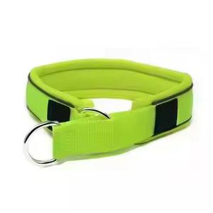 <span class=keywords><strong>Collier</strong></span> pour <span class=keywords><strong>chien</strong></span> en nylon souple réglable <span class=keywords><strong>de</strong></span> haute qualité, utilisé pour l'exercice quotidien et l'entraînement - Product Image 4