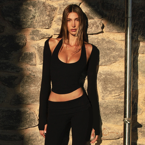 ชุดเซ็ต 3 ชิ้นสีดำสำหรับผู้หญิง เสื้อครอปแบบผูกคอ + เสื้อคลุม + กางเกงขาบาน สไตล์ลำลองแนวสตรีท - Product Image 4