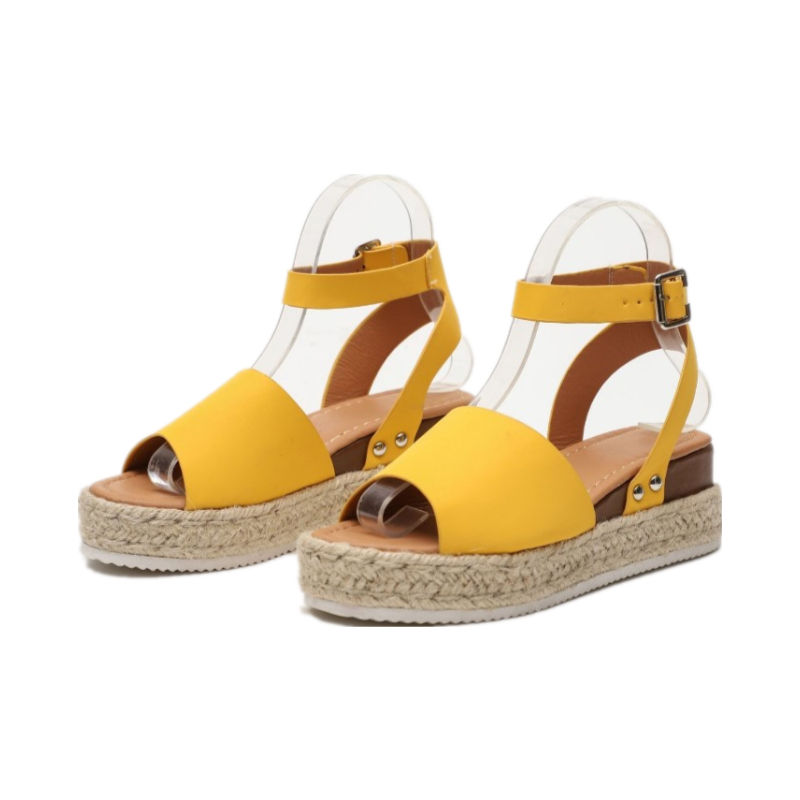 สีเหลือง