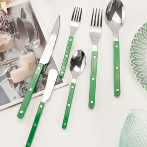 Ensemble de couteaux fourchette cuillère à poignée rivet ensemble de couverts à poignée en plastique vert en acier inoxydable personnalisé - Product Image 4