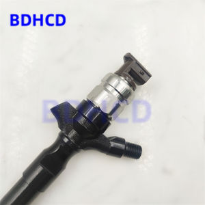 ディーゼルエンジン燃料噴射器Assy 295050-074 #295050-054 #295050-062 #23670-30400 23670-0L110ディーゼルエンジン部品噴射器Assy - Product Image 4