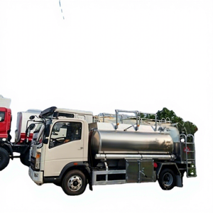 Camion-citerne diesel HOWO 4X2 de petite taille 6 m³ à bas prix à vendre - Product Image 5