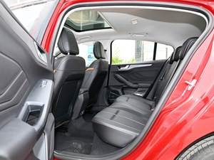 <span class=keywords><strong>Ford</strong></span> Focus modèle 2022, fourgonnette EcoBoost Turbo automatique <span class=keywords><strong>ST</strong></span> Line, sièges en cuir, toit ouvrant panoramique, éclairage LED - Product Image 6