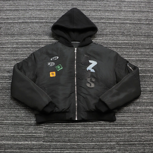 Chaqueta Bomber con Forro de Nailon Impermeable, Chaqueta de Invierno con Capucha y Cremallera Personalizada para Hombre con Parches - Product Image 2