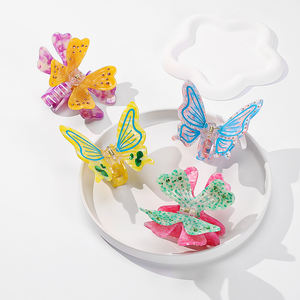 مشابك شعر على شكل فراشات راقصة متنوعة بطول 8.5 سم مناسبة للمواعيد - Product Image 1