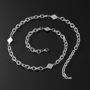 <b>Titanium</b> Steel Collarbone <b>Chain</b> Men and Women Same Necklace Hip Hop Tanjing Fashion Lijing Necklace - Product Image 3