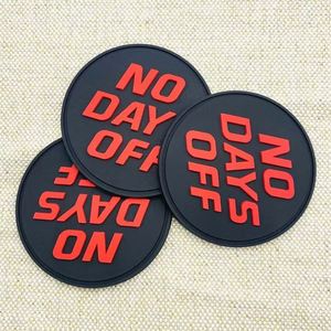 Patchs en PVC souple 3D personnalisés, logo en silicone PVC gaufré à chaud, broderie thermocollante en relief, velcro, patchs tactiques en caoutchouc PVC pour casquettes - Product Image 1