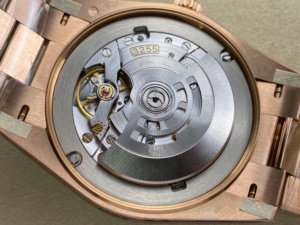 Reloj Mecánico de Súper Calidad, 41 mm, Fábrica PPM, Acero 904L, Movimiento 3255, 228235, Peso 208 g, Oro Rosa, Verde, Modelo President - Product Image 4