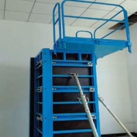 Plantillas Metálicas Modernas para Construcción Industrial con Estructura de Acero, Moldes para Hormigón, Columnas y Muros de Alta Resistencia Ajustables