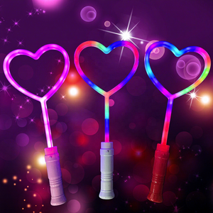 Varitas de neón LED para fiestas, directamente de fábrica, varita mágica con corazón y estrella intermitentes, novedades para fiestas de cumpleaños infantiles, para Pascua y Halloween - Product Image 2